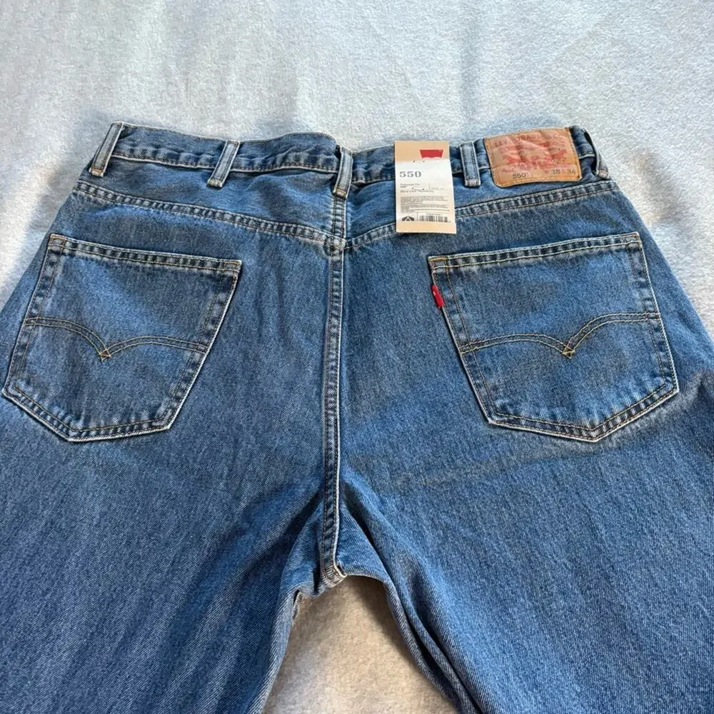 Levi’s 550 Relaxed Fit Jeans Men’s 38x34 Medium Wash Straight Leg Denim